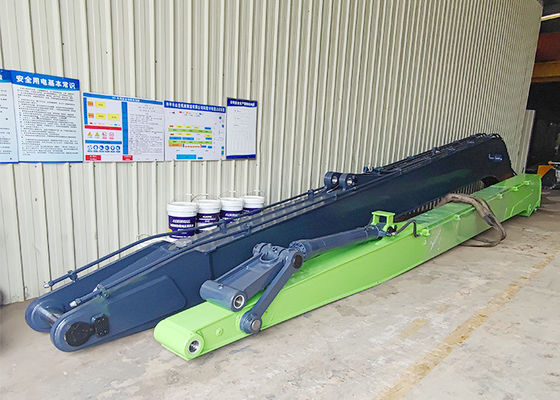 Hochreichende Bagger mit langem Arm